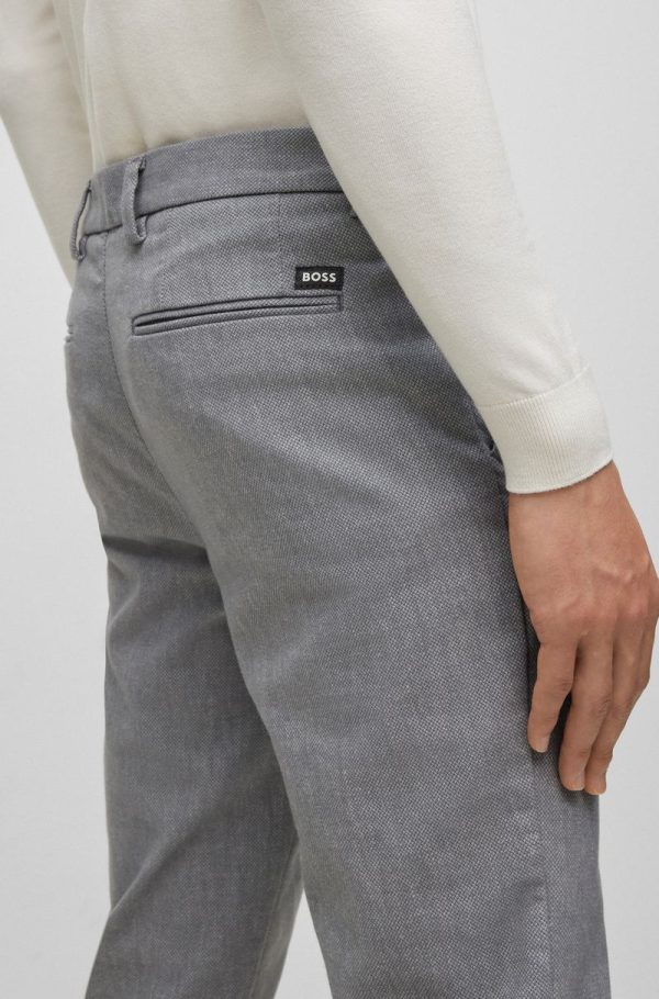 Calças Chino Slim-Fit Com Micro Padrão E Acabamento Escovado - Image 4