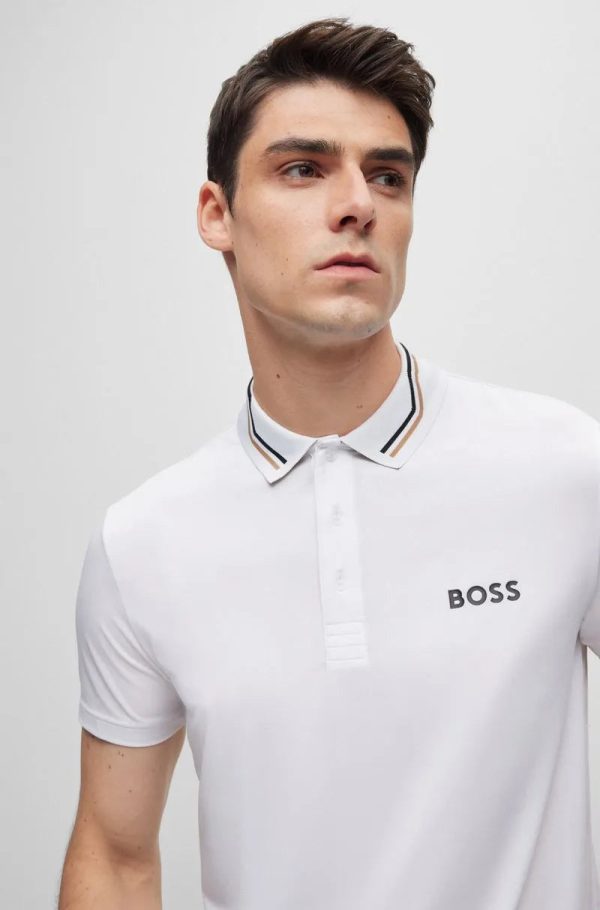 Polo Branca Com Logo Em Contraste E Listra No Colarinho - Image 3